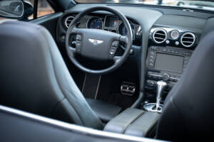 Bild 20/31 von Bentley Continental GTC (2008)