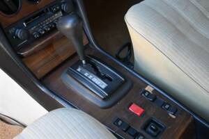 Bild 22/50 von Mercedes-Benz 280 CE (1983)