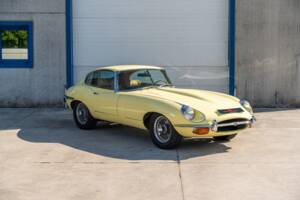 Image 54/78 de Jaguar E-Type (1969)
