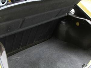 Immagine 19/19 di Ford Escort XR3 (1981)