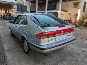 Image 6/25 of Saab 900 SE 2.0i 16V (1997)