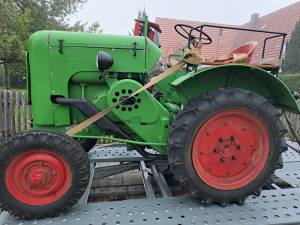 Image 5/6 of Allgaier A22 (1950)