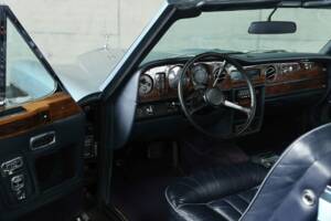Image 15/48 of Rolls-Royce Corniche I (1980)