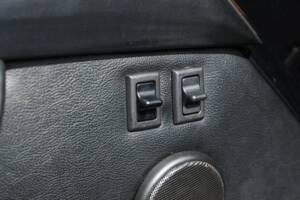 Afbeelding 49/50 van Porsche 911 Carrera 2 (1991)