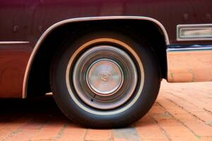 Bild 66/200 von Cadillac Coupe DeVille (1968)
