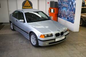 Image 1/31 of BMW 323ti Compact (1998)
