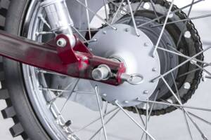 Image 23/50 of SWM DUMMY (1972)