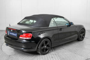 Image 49/50 of BMW 125i (2008)