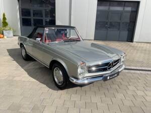 Imagen 2/22 de Mercedes-Benz 280 SL (1969)