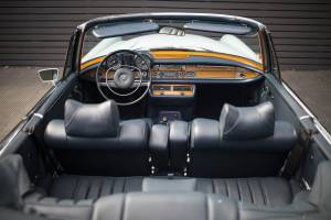 Image 11/39 of Mercedes-Benz 280 SE 3,5 (1971)