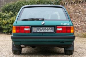 Bild 6/50 von BMW 316i Touring (1993)