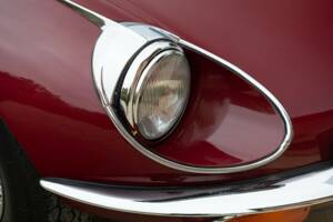 Bild 29/50 von Jaguar Type E V12 (2+2) (1972)