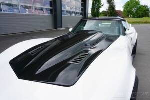 Immagine 15/47 di Chevrolet Corvette Stingray (1968)
