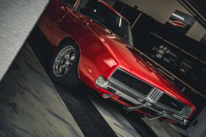 Image 14/24 of Dodge Charger R/T (1969)