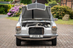 Afbeelding 7/63 van Mercedes-Benz 230&#x2F;6 (1974)