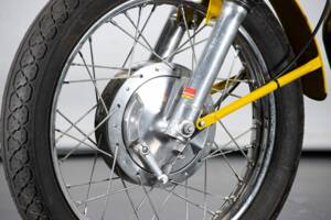 Image 18/32 of Ducati 350 Scrambler (1971)