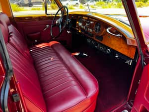 Image 53/81 of Bentley S 1 (1959)