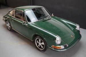 Immagine 22/50 di Porsche 912 (1969)