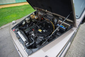 Afbeelding 23/30 van Mercedes-Benz 300 GE (SWB) (1991)