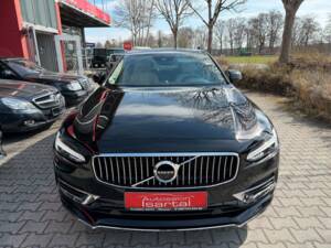 Bild 8/27 von Volvo S90 T8 (2018)