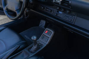 Immagine 40/134 di Porsche 911 Carrera (1995)