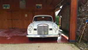Imagen 11/12 de Mercedes-Benz 190 (1959)