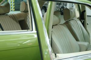 Image 49/50 de Mercedes-Benz 450 SEL 6,9 (1976)