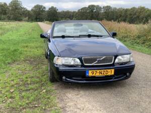 Imagen 3/8 de Volvo C70 2.4 T (2001)