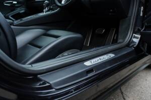Bild 42/52 von Porsche 911 Turbo S (2017)