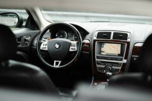 Image 24/33 of Jaguar XKR (2008)