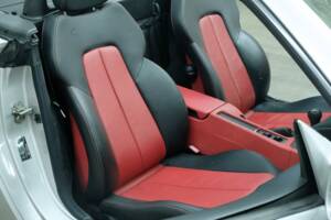 Immagine 27/50 di Mercedes-Benz SLK 230 Kompressor (1996)