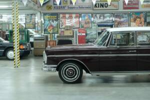 Image 5/50 of Mercedes-Benz 300 SE lang (1965)