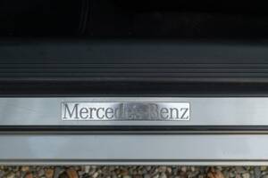 Image 38/50 de Mercedes-Benz E 430 (2000)