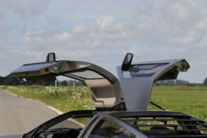 Image 40/49 of DeLorean DMC-12 (1981)