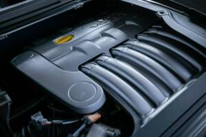 Image 16/34 of Renault Clio II V6 (2002)