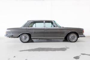 Bild 3/32 von Mercedes-Benz 300 SEL 3.5 (1970)