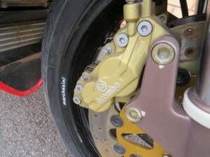Immagine 36/50 di Ducati 916 R (2000)