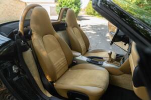 Image 34/50 de Porsche Boxster (2000)