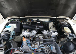 Image 16/16 of Land Rover 110 (1989)