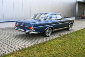 Imagen 2/13 de Mercedes-Benz 280 SE 3,5 (1971)