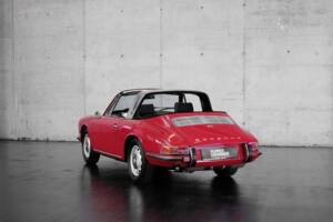 Bild 8/43 von Porsche 911 2.0 T (1967)