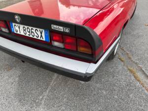 Bild 56/68 von Alfa Romeo 1.6 Spider (1988)