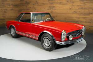 Image 3/19 de Mercedes-Benz 280 SL (1968)