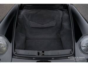 Image 32/32 de Porsche 911 Carrera S (1997)