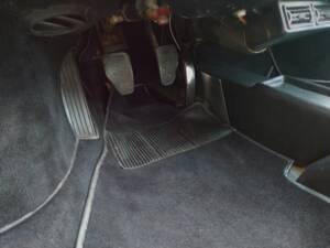 Image 35/53 of Ferrari 308 GTB (1979)