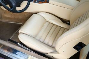 Obraz 25/50 pojazdu Jaguar XJS 4.0 (1994)