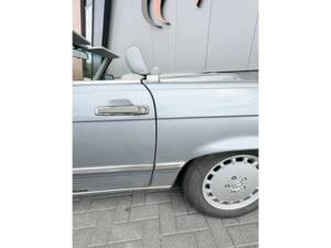 Image 20/50 de Mercedes-Benz 560 SL (1988)