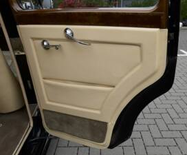 Bild 32/50 von Rolls-Royce Silver Dawn (1954)