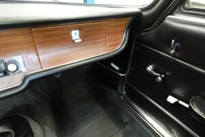 Bild 12/67 von Alfa Romeo Giulia 1300 GT Junior (1968)