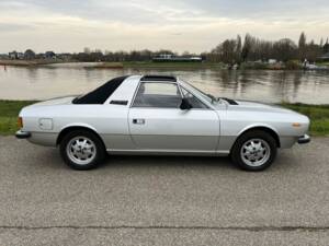Bild 2/6 von Lancia Beta Spider 2000 (1981)